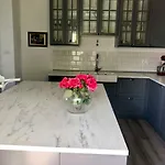 Aman Apartman